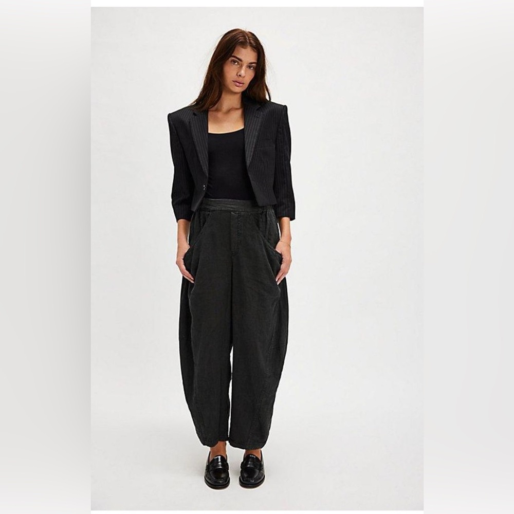 Free People High Road Solid Pull-On Barrel Pants in Black